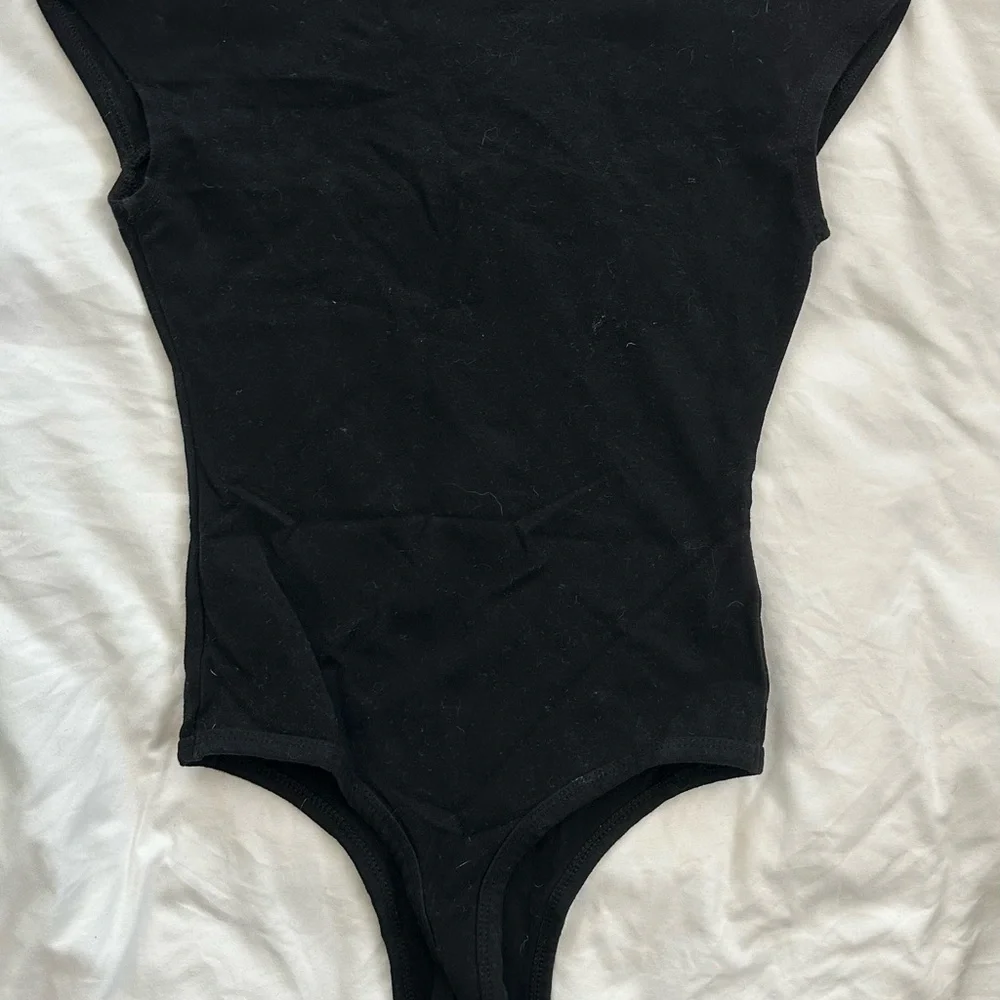 Gil Rodriguez Black body suit - Picture 3 of 4